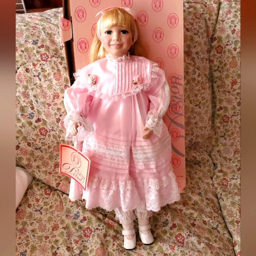Design Debut Porcelain Doll ALICE 21"